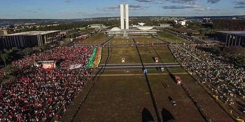 democraciaemvertigem